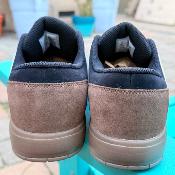 Mens Nike Jordan Nu Retro 1 Athletic Sneakers Low Palomino DV5141-102 US Size 9 - Picture 5 of 9